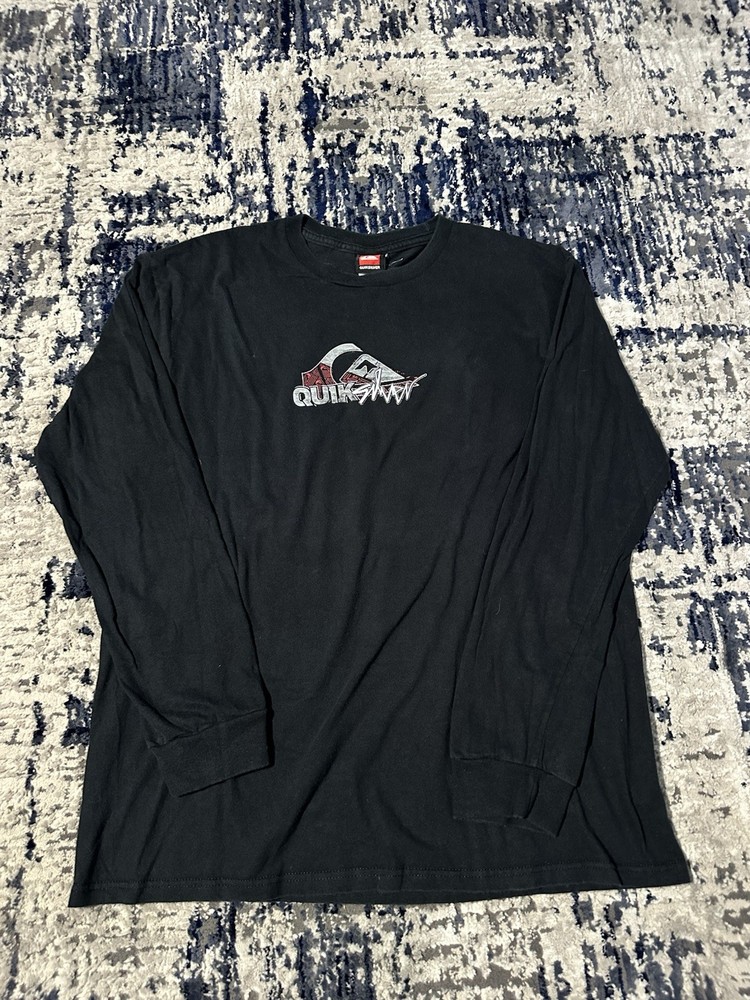 Men's XL Quicksilver Skate Surf T-Shirt Vintage Y2K Long Sleeve Black and Red