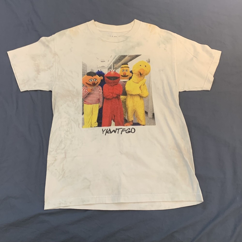 Vintage SUCC YKWTFGO Sesame Street Tee Shirt Men's Size Medium
