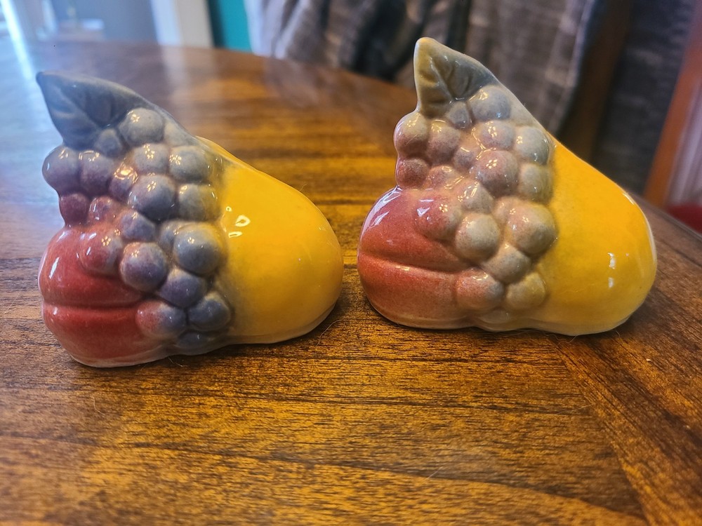 Vtg Mixed Fruit Salt And Pepper Shakers