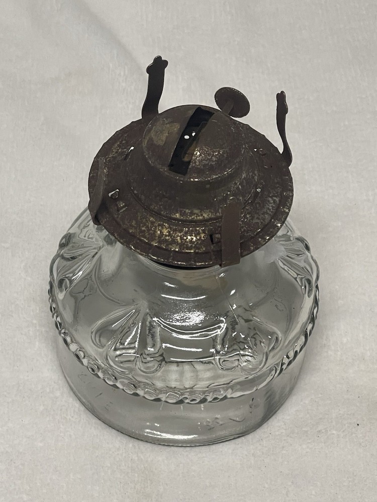 Vintage Eagle Glass Oil Lamp Embossed Design w/ Burner & Wick Made in USA