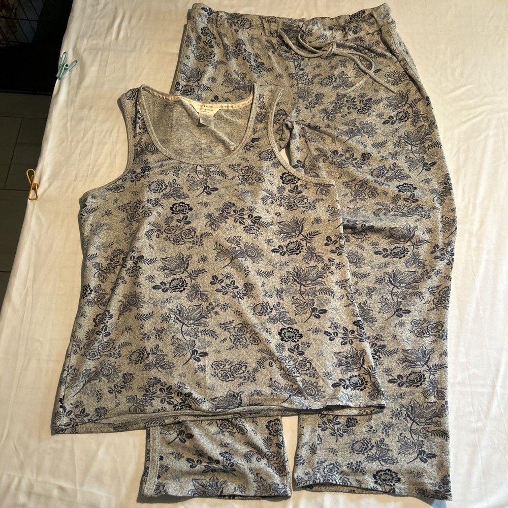Lucky Brand Women’s 2 Piece Sleep Set, Size Large,Tank Pants,Floral Pajamas