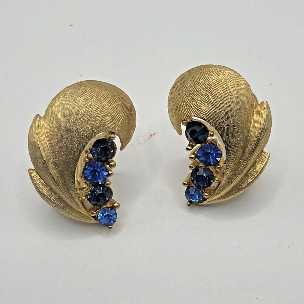 Vintage Gold Toned Blue Rhinestone Clip Earrings