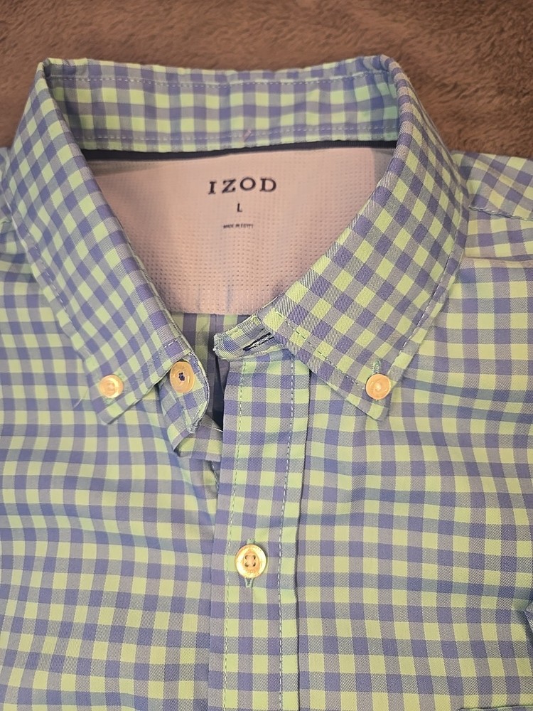 IZOD Shirt Men’s L Large Aqua Blue Checkered Stretch Button Down Short Sleeve