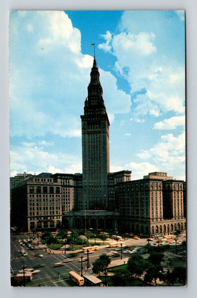 Cleveland, OH-Ohio, Terminal Tower Building Public Square Vintage Postcard