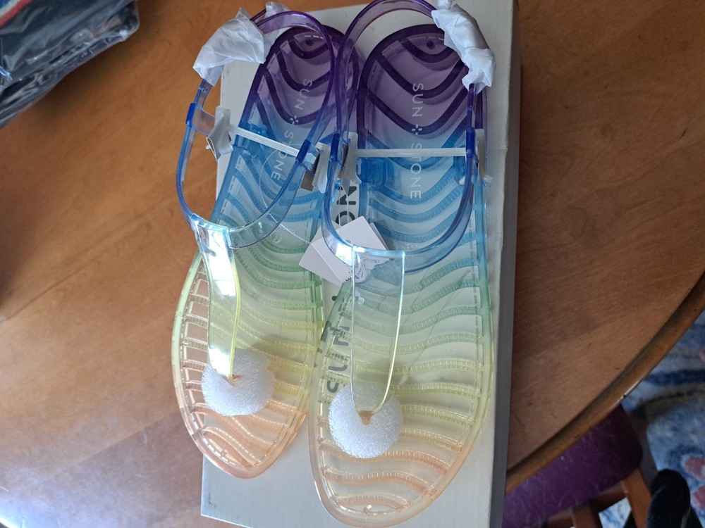Women's Size 7M Rainbow Jelly Sandals with Sun & Stone Design