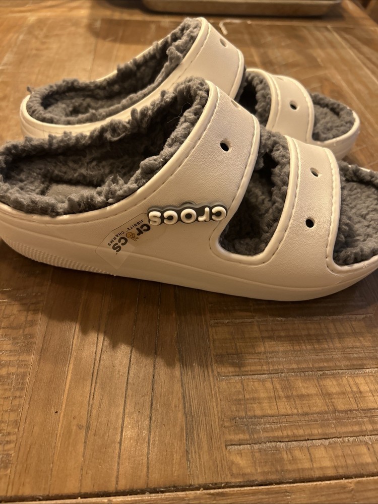Unworn White Crocs Classic Cozy Sandals, Fuzzy Slippers W/9