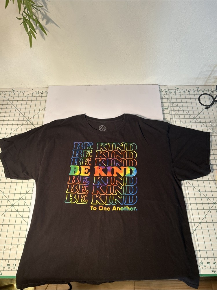 DOM Be Kind to One Another Graphic Short Sleeve T Shirt Mens Size 3XL Black