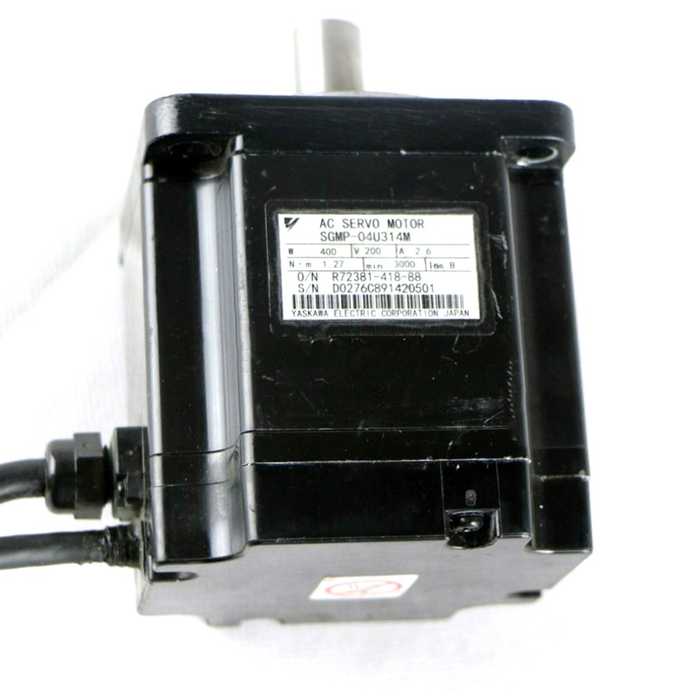 Yaskawa SGMP-04U314M Servo Motor 1PC New Expedited Shipping SGMP04U314M #