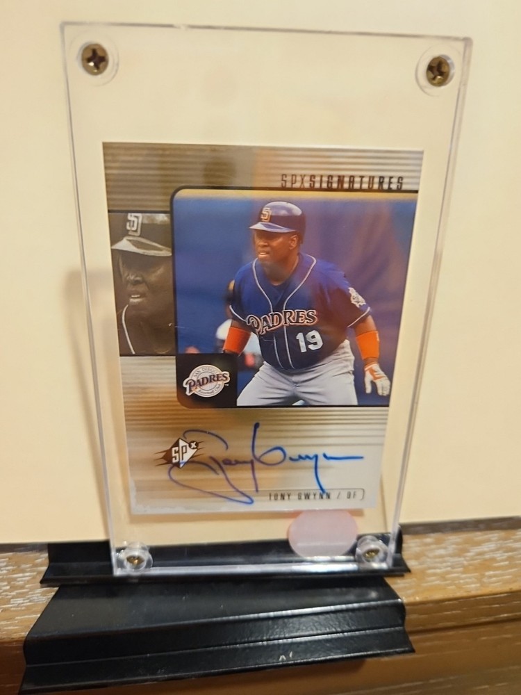 2000 SPx - Signatures Tony Gwynn #X-TG (AU)