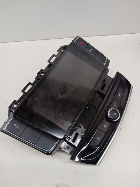 Audio Equipment Radio Control Panel With Screen Fits 18-19 ENCLAVE 6347447
