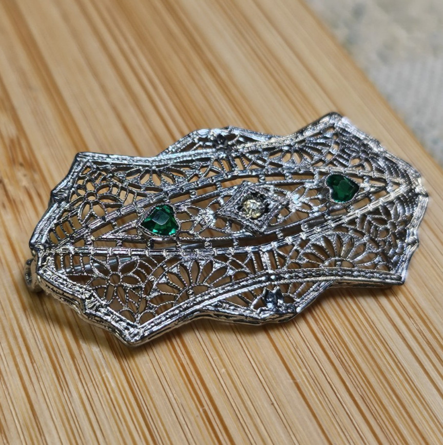 ART DECO Filigree BROOCH PIN ~ Shield Broach Antique Green & Clear Stones 1920'S