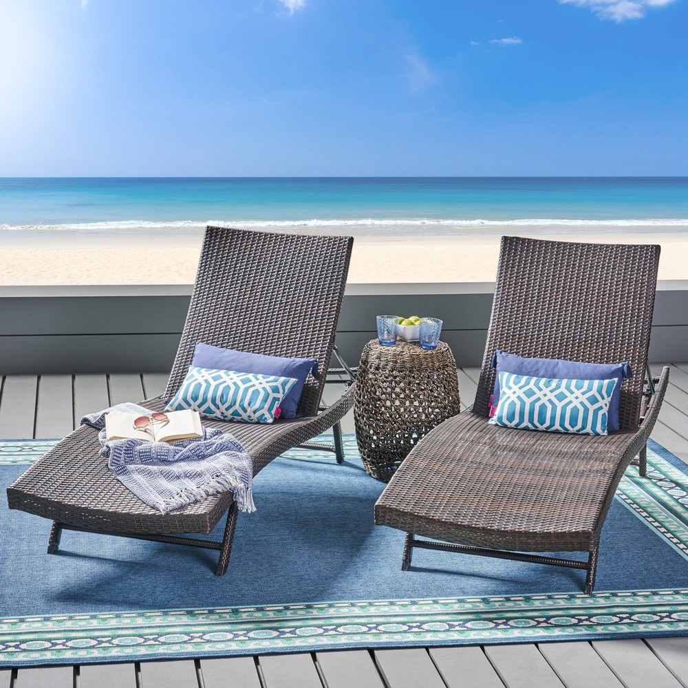 Kauai PE Wicker Outdoor Chaise Lounge for Patio Relaxation