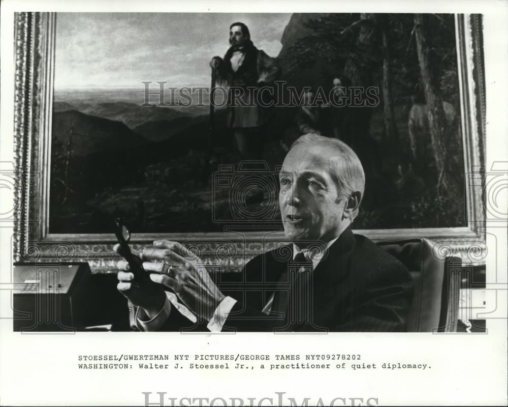 1982 Press Photo Walter J Stoessel, Jr, a practitioner of quiet diplomacy