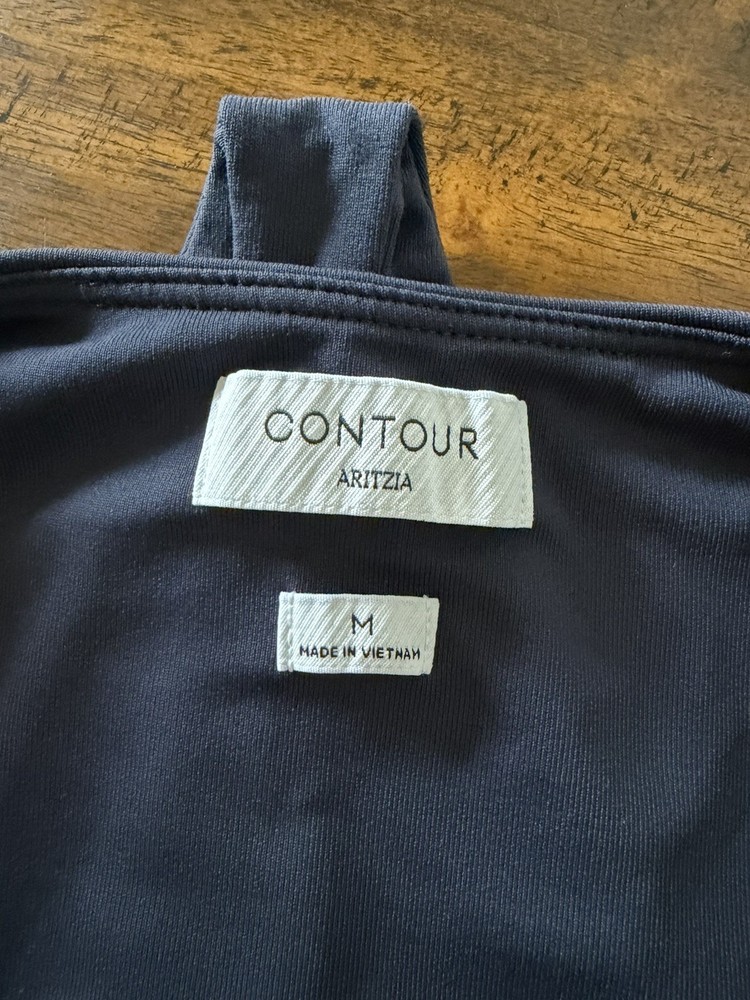 Aritzia Original Contour Esteem Bodysuit Women’s Sz M Navy Blue