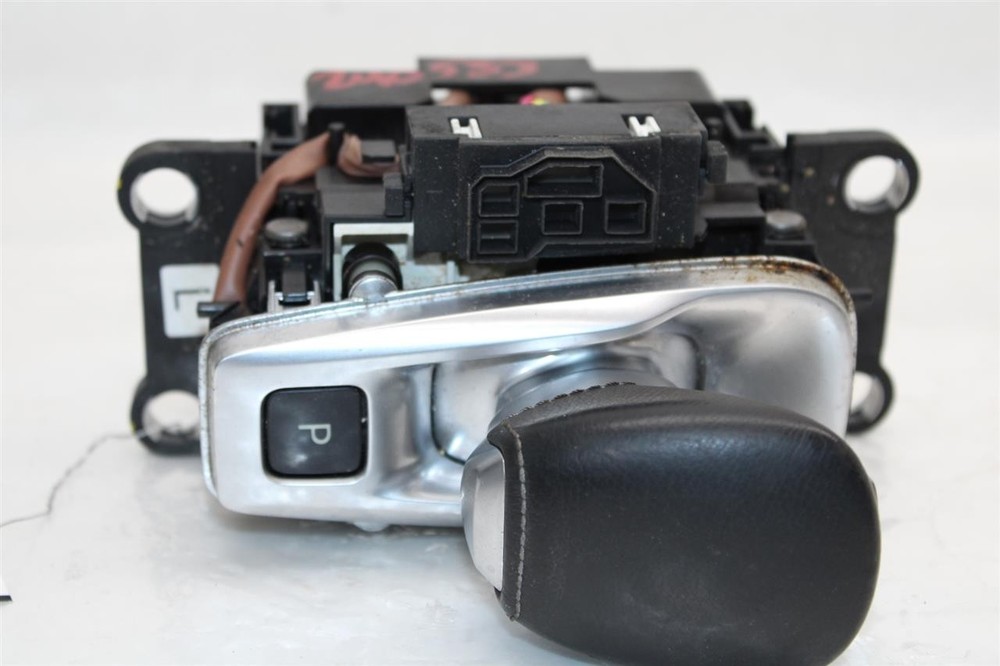 Used Automatic Transmission Shift Lever Assembly fits: 2019 Infiniti QX50  Grade