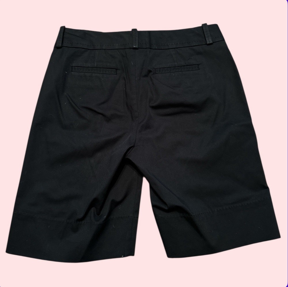 Banana Republic Ladie's Chino Shorts Dark Blue Size 2