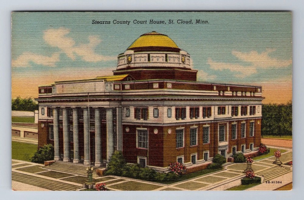 St Cloud MN-Minnesota, Stearns County Court House, Vintage Souvenir Postcard