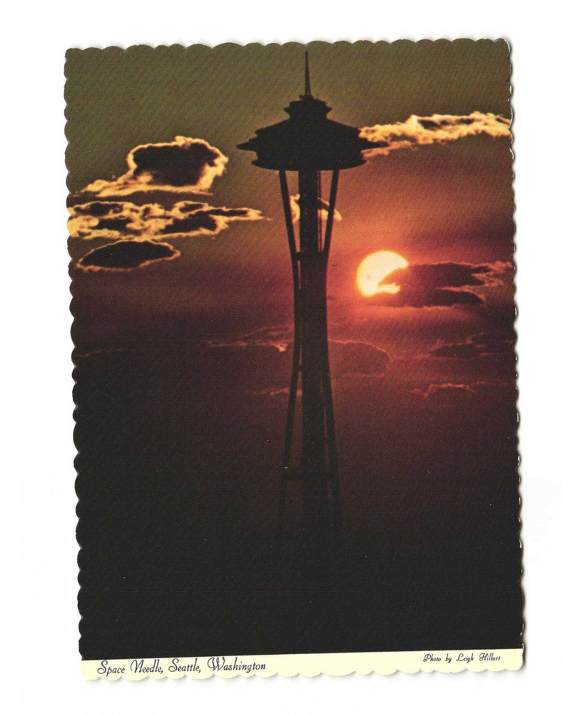 Space Needle Seattle WA Vintage postcard unposted