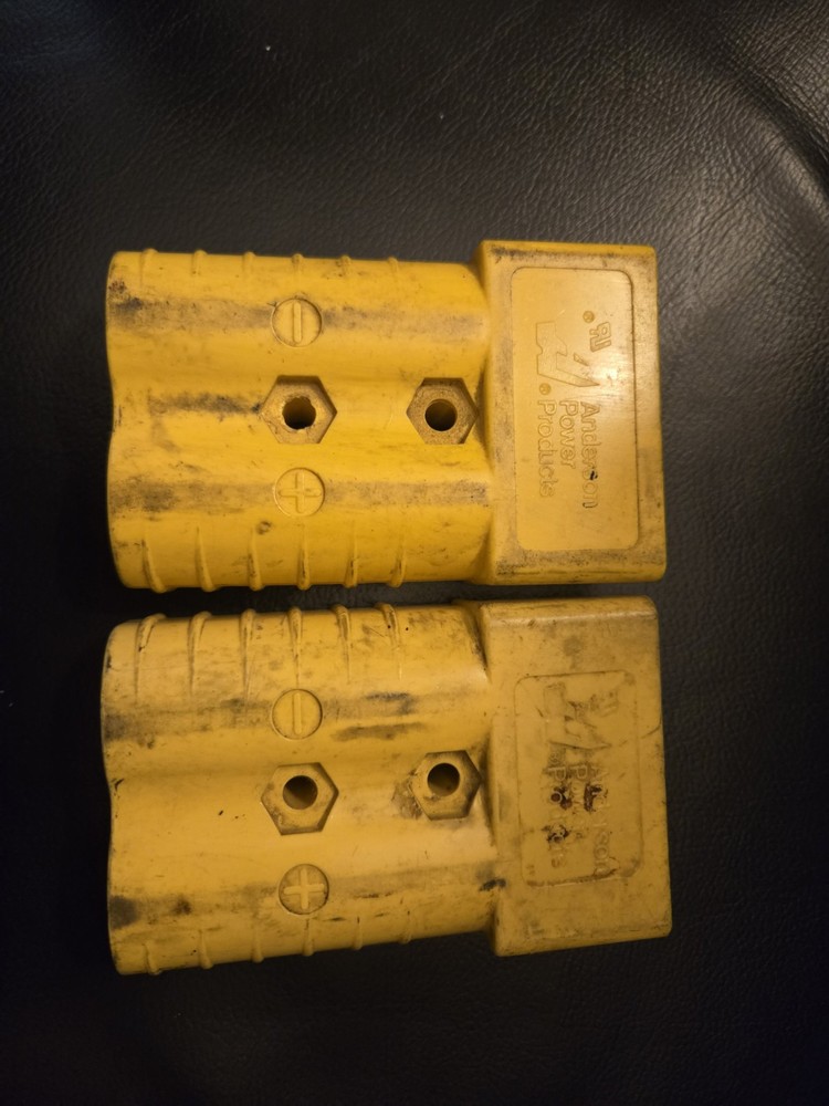 SET of 2 ANDERSON 350 amp BATTERY CONNECTORS  YELLOW