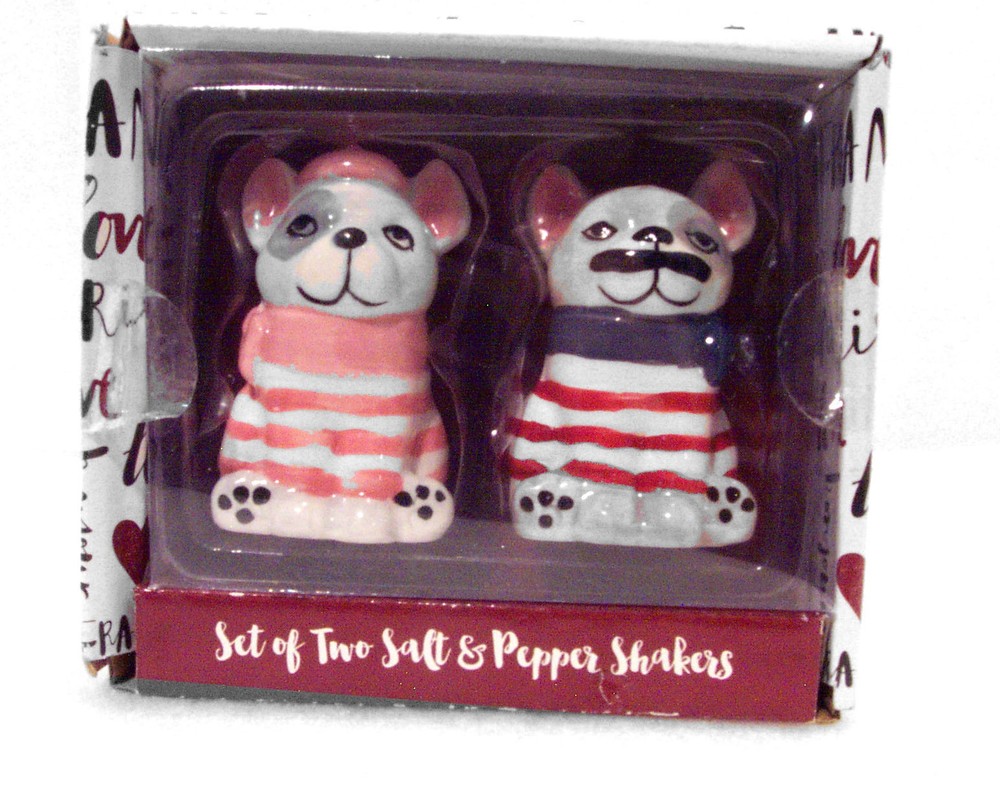 French Bulldog Salt and Pepper Shakers Dogs as Paris Artists Beret Moustache