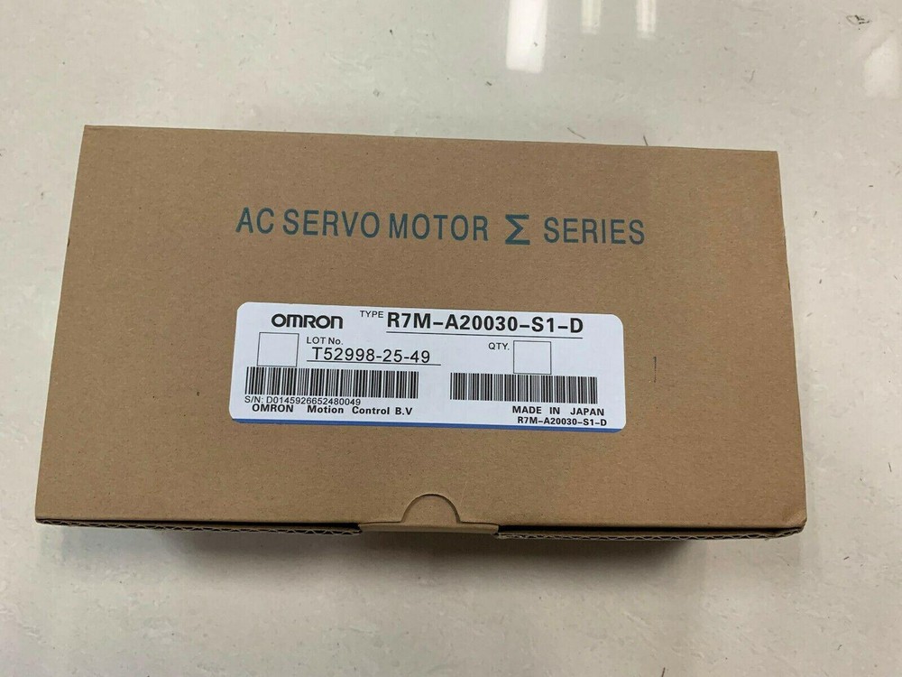 New Omron R7M-A20030-S1-D Servo Motor In Box Expedited Shipping 1PC