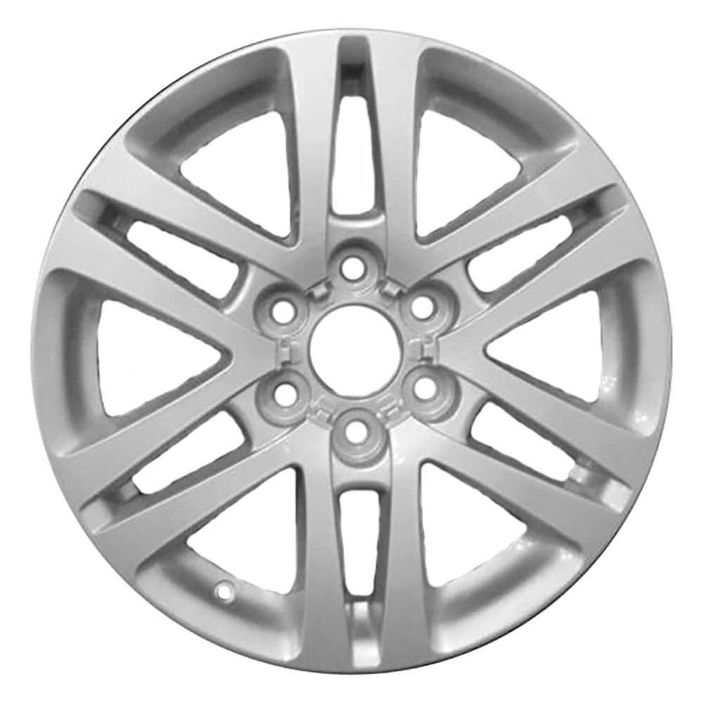 Reconditioned 18x7.5 Painted Silver Wheel fits 560-04076