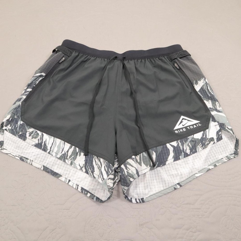 Nike Trail Shorts Dri-FIT Mens Large Gray Camo Running 5 Inseam DM4652-010