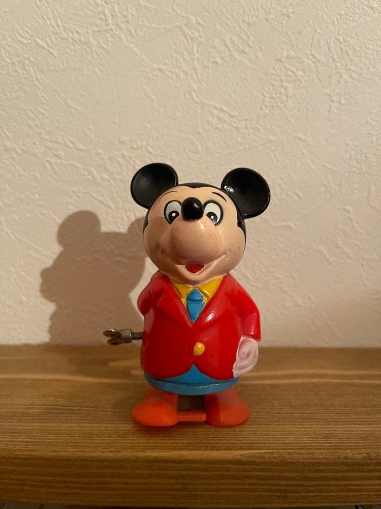 Mickey Mouse mainspring style #b54592