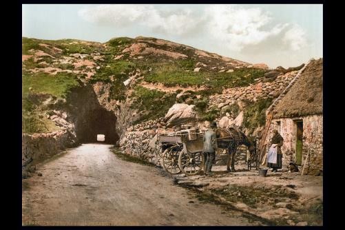 Photo:Tunnel near Glengariff. County Cork,Ireland
