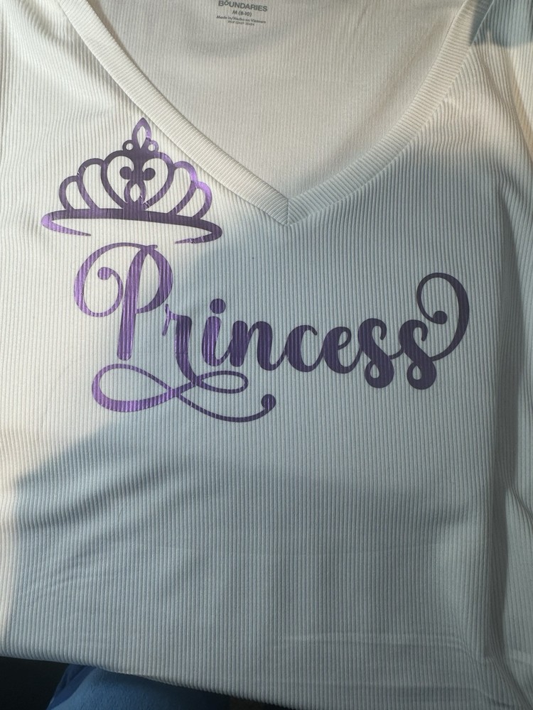 Custom-Fit Crop Top for a Tailored Look