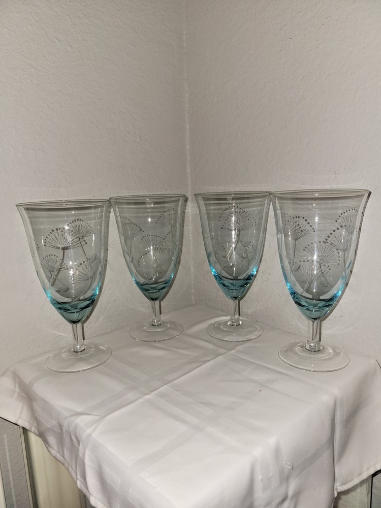 GORGEOUS CANDLEWICK GLASS 7¼