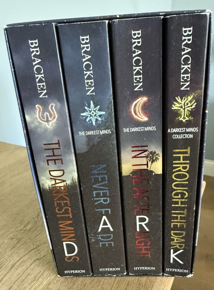 The Darkest Minds Series 4 Books by Alexandra Bracken Box Set Factory Sealed