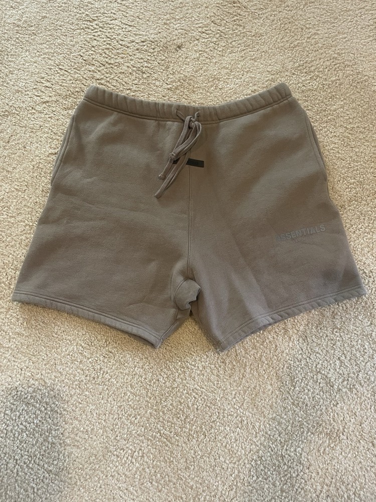 High-quality Essentials shorts in size large for premium comfort