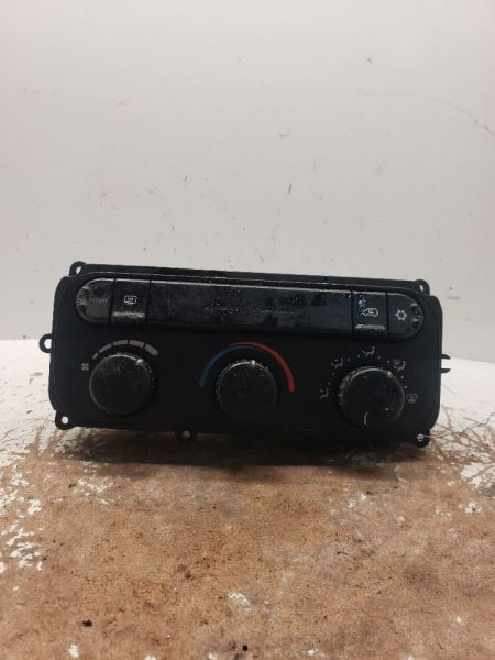Temperature Control AC Front Dash Mounted Fits 03 CARAVAN 1067485