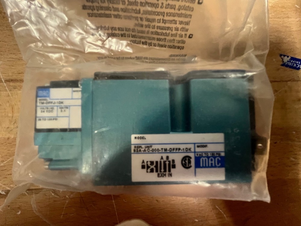 MAC VALVES 82A-AC-000-TM-DFFP-1DK Pneumatic Solenoid Valve 24v-dc 150psi