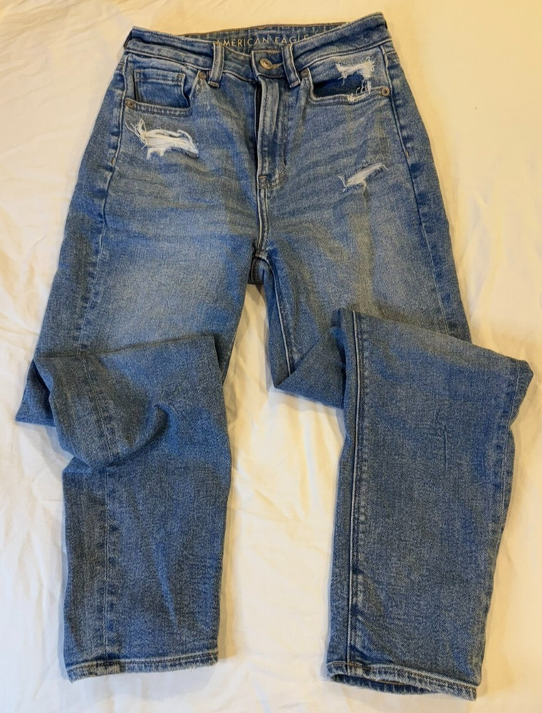 American Eagle The Dream Jean Low Rise Jeans Women’s Sz 00 Short Distressted