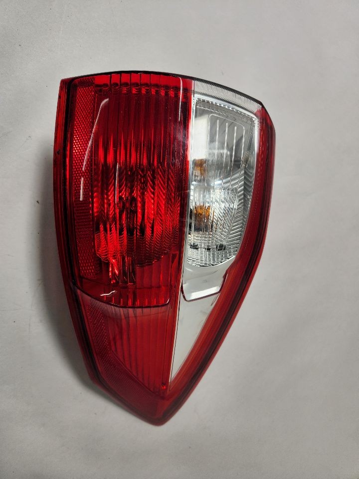 Used Right Outer Tail Light Assembly fits: 2015 Ford C-max outer quarter panel m