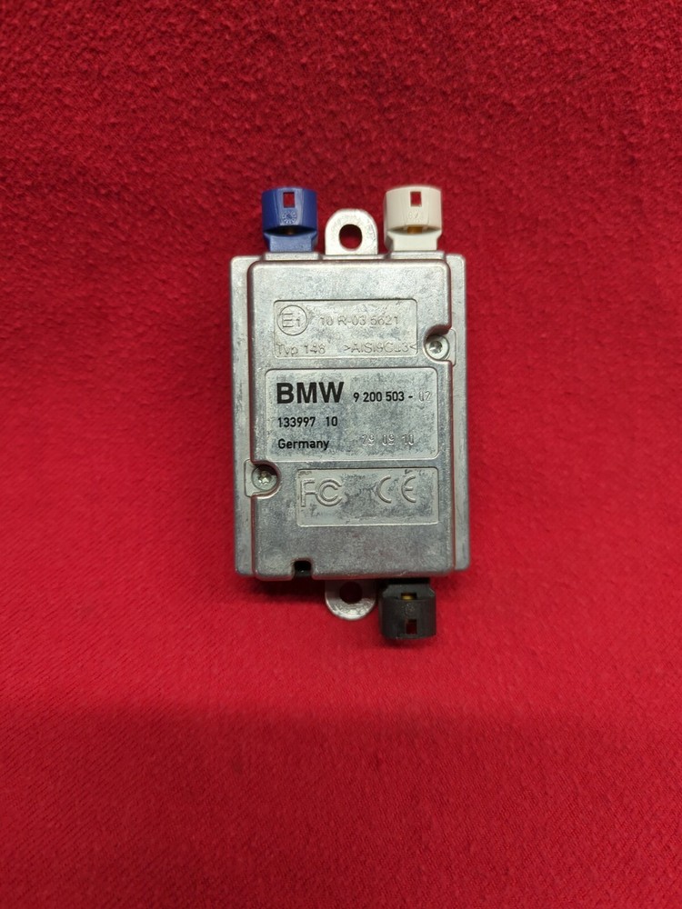 BMW Audio Interface Auxiliary Jack USB Hub Control Module 9-200-503