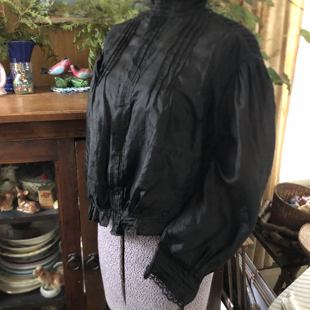 Vintage 1900’s Black Silk Lace Trim Blouse Bodice A Beauty B 42”