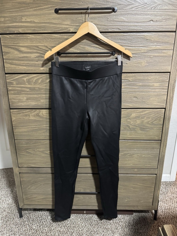 Women’s Snake Print Legging Size Small Tall Loft NWOT Black Print Stretchy