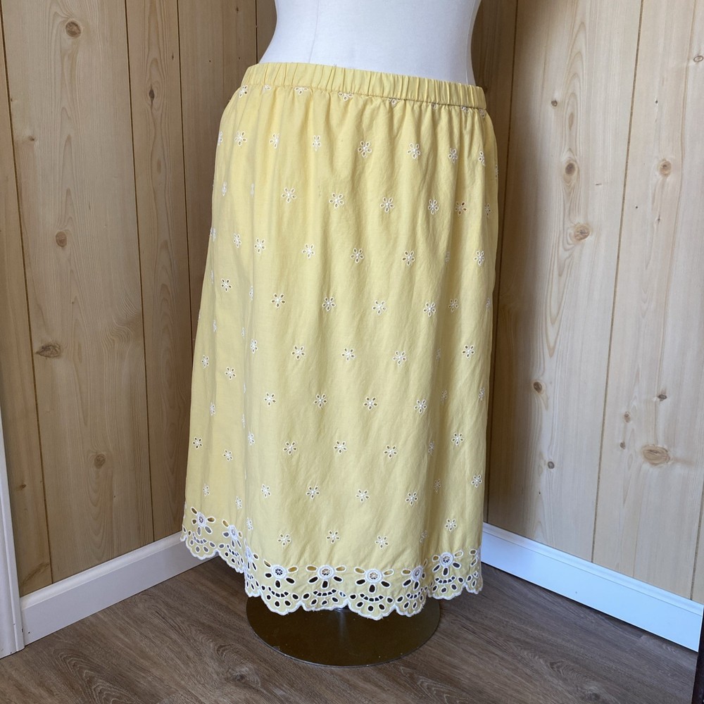 Old Navy Yellow Cotton Eyelet Stretch Waist Skirt. Lined. Women’s XXL (20-22)