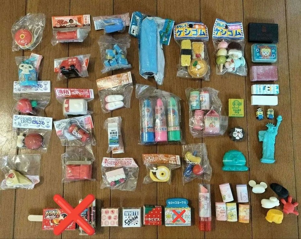 Heisei Retro Eraser Set