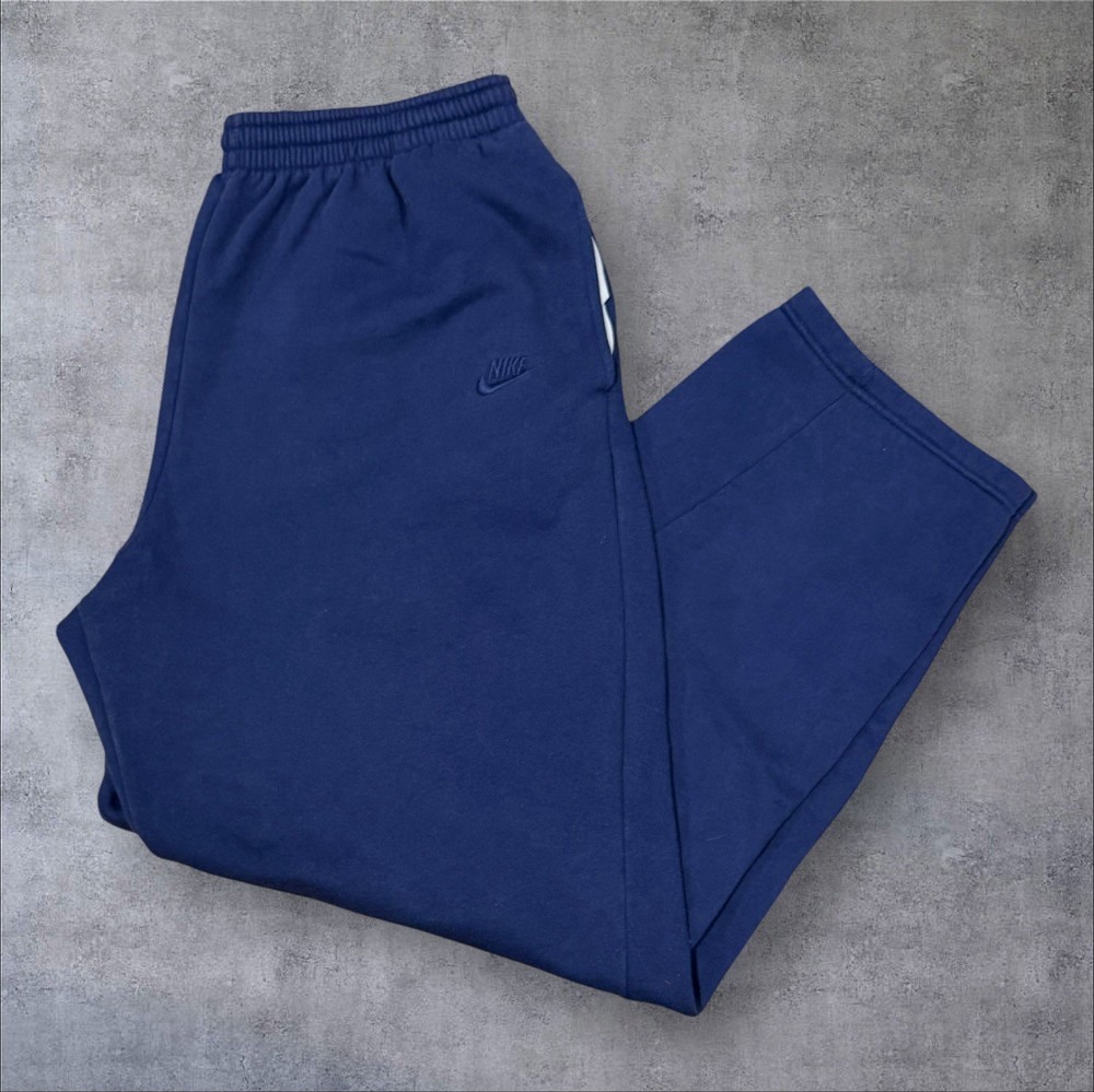 Vintage 90s Nike Men’s Navy Blue Embroidery Sweatpants/ Sz: L