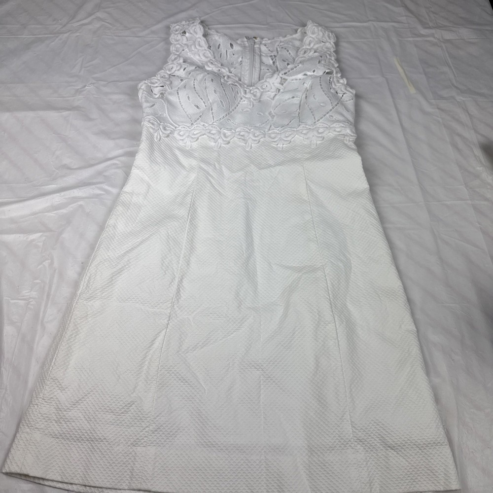 Lilly Pulitzer Pearl Lace Neck Dress Women’s Size 0  “Resort White”