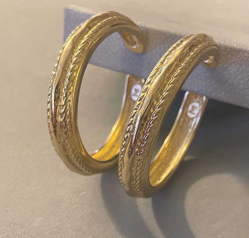 Vintage YVES SAINT LAURENT YSL Large Hoop Gold Tone Clip On Earrings EUC READ