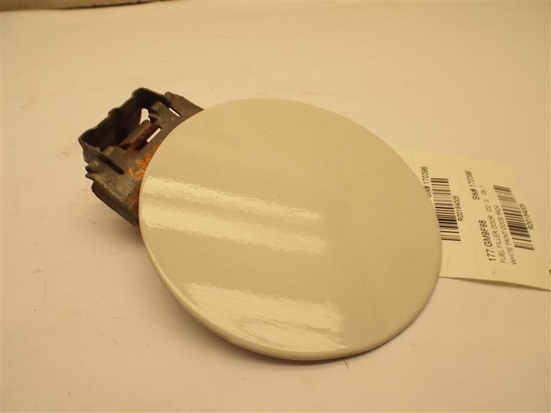 SUBGM1500 1998 Fuel Filler Door 184005