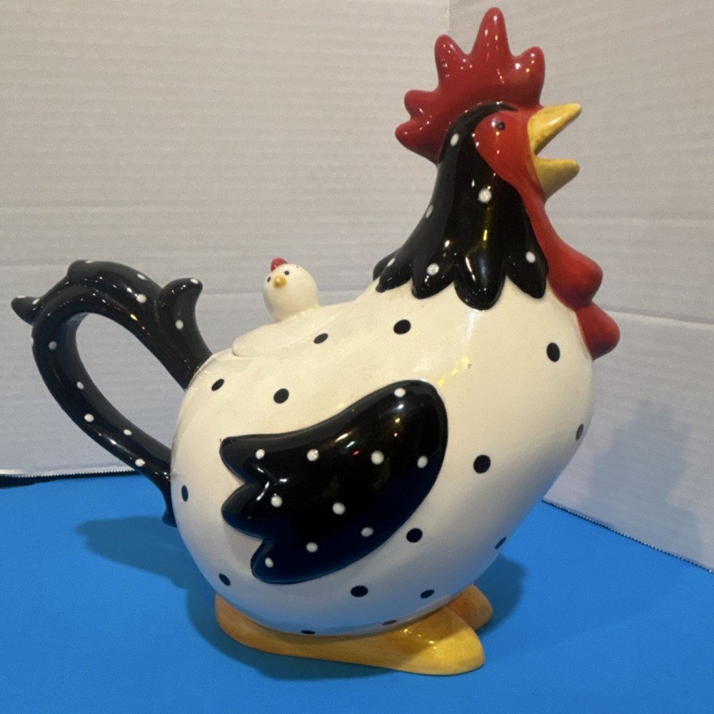 Home Interiors Chicken Shaped Ceramic Spotted Glossy Teapot White Black Red