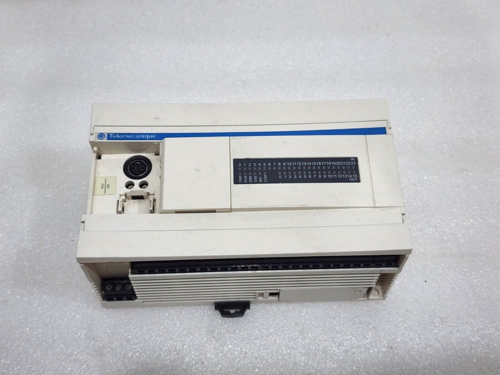 TWDLCDA40DRF COMPACT PLC 24VDC