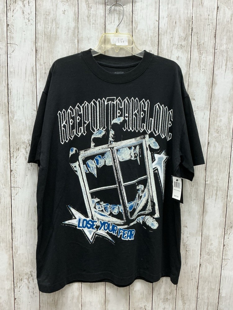 Keep Out Fake Love Black 