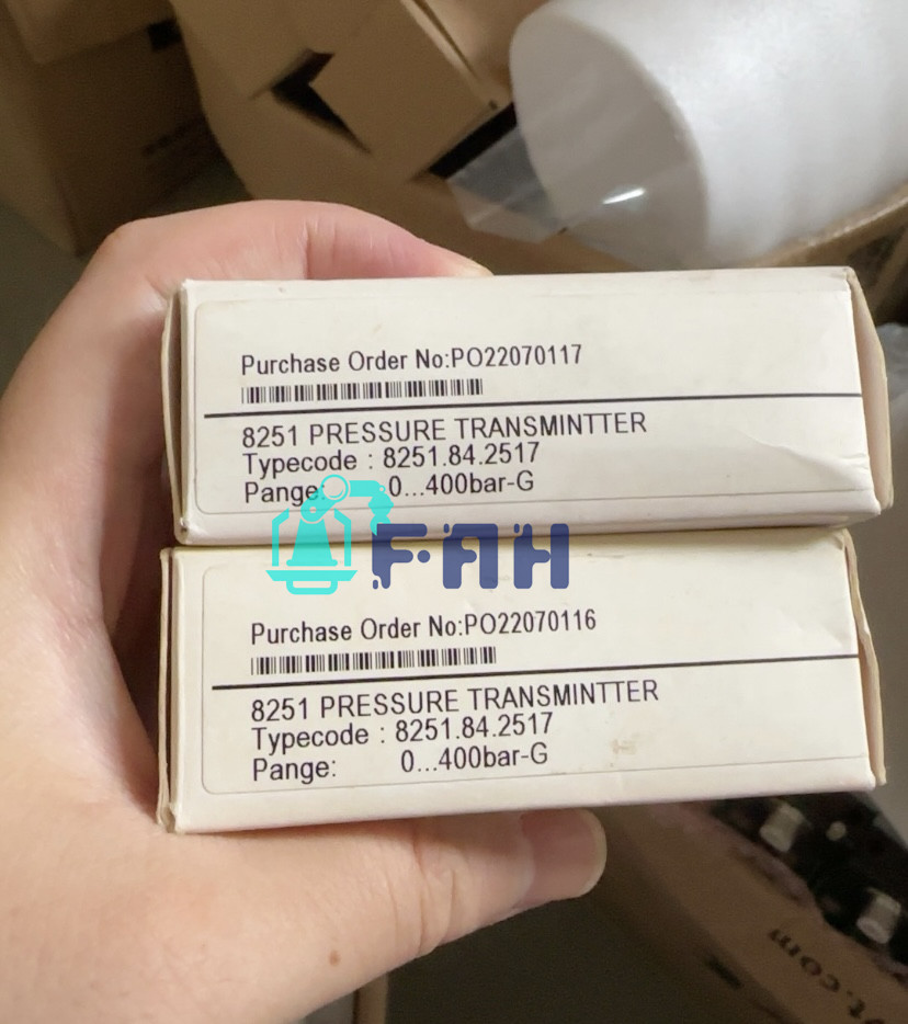 1pc Trafag 8251.84.2517 new pressure sensor